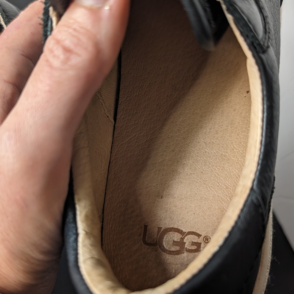 Ugg Alix 9 tri strap black‎ leather comfy sneakers - Picture 4 of 8